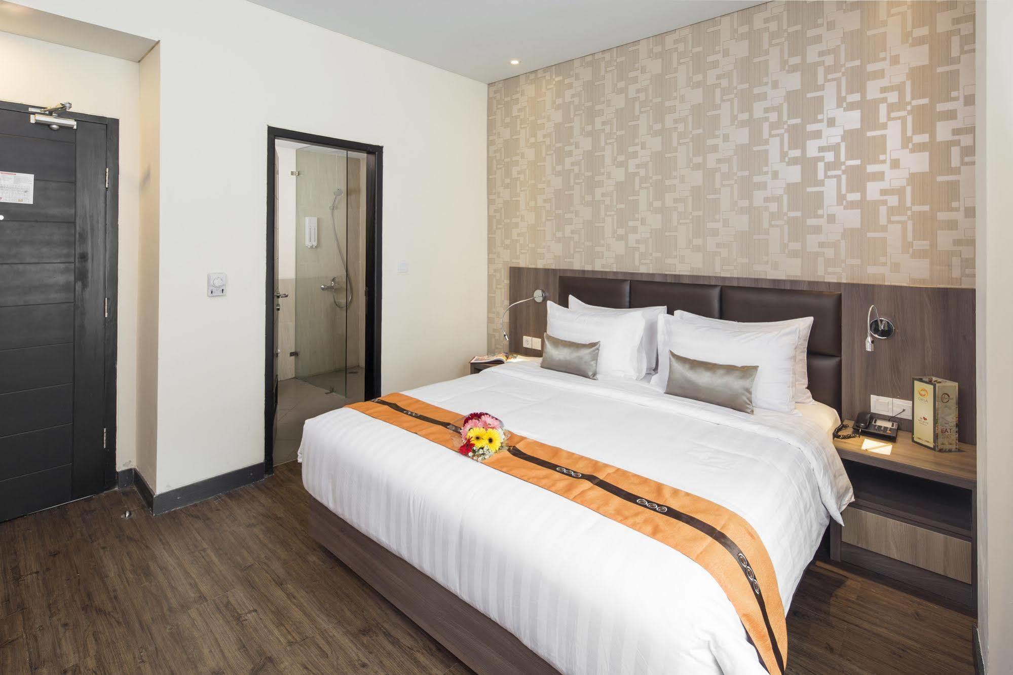 Oria Hotel 3*